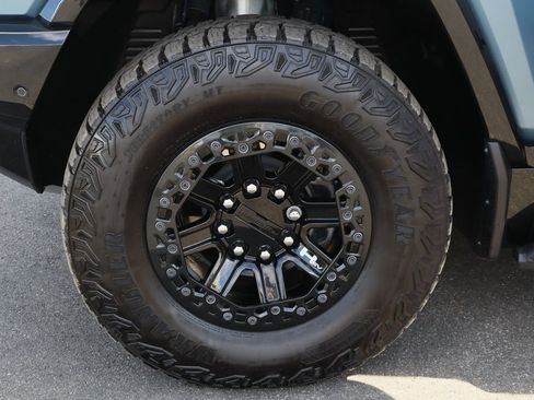 Used 2024 GMC Hummer EV 3X w/ Omega Edition image 36