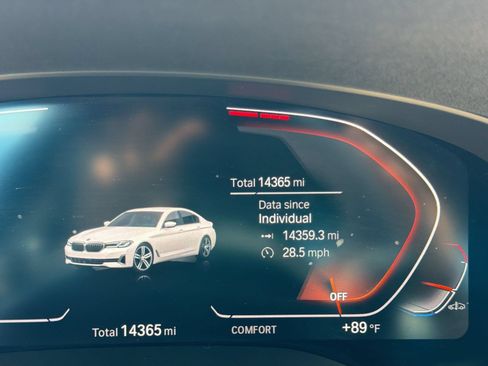 Used 2023 BMW 530i w/ Premium Package RWD image 20