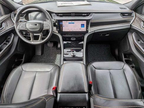 New 2026 Jeep Grand Cherokee L Limited AWD/4WD image 15
