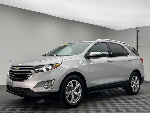 Used 2020 Chevrolet Equinox Premier FWD image 2
