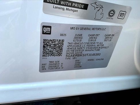 New 2026 Buick Enclave Sport Touring w/ Super Cruise Package image 14