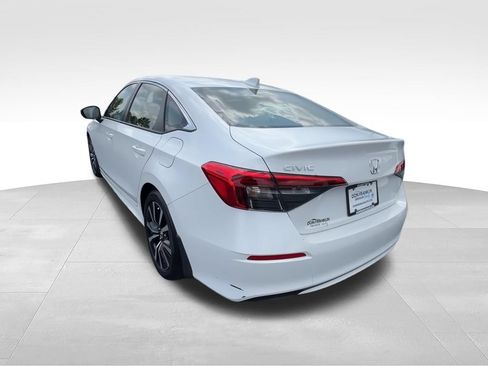Used 2022 Honda Civic EX image 6