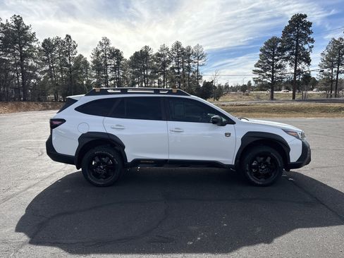 Used 2022 Subaru Outback Wilderness image 8