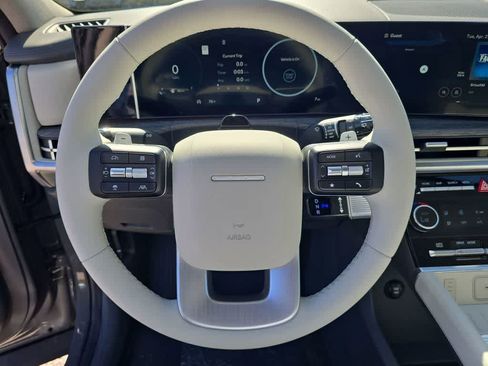 New 2026 Hyundai Santa Fe Limited FWD image 23