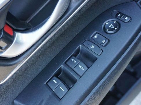 Used 2020 Honda CR-V EX image 11
