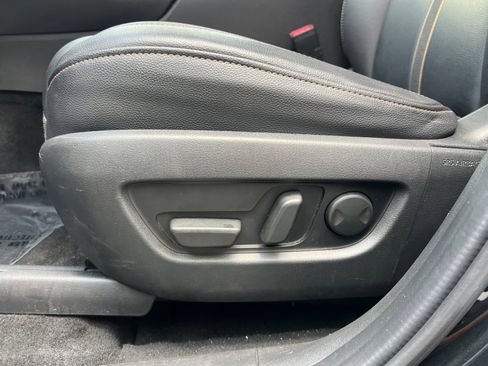 Used 2024 MAZDA CX-90 3.3 Turbo w/ Select Package AWD/4WD image 28