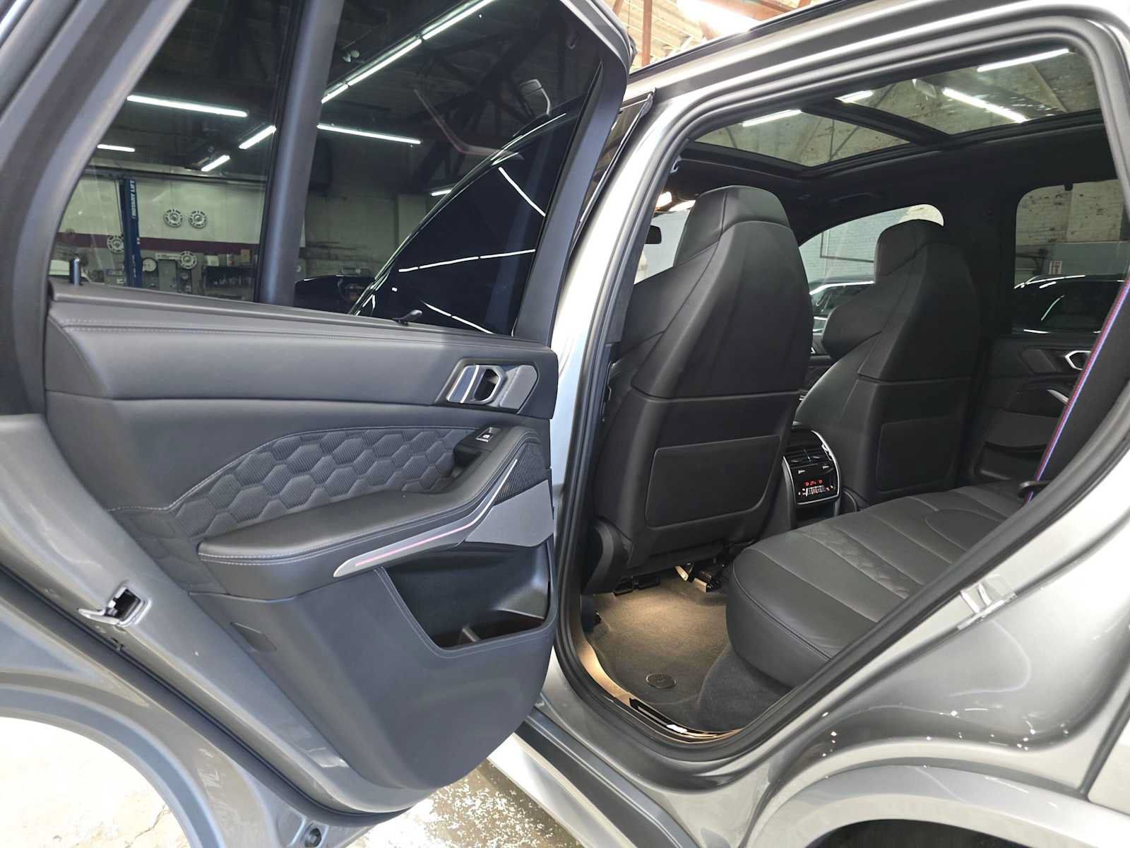 Used 2022 BMW X5 M w/ Competition Package 2 AWD/4WD image 15