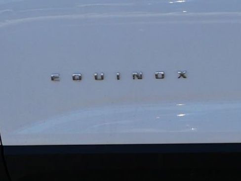 Used 2025 Chevrolet Equinox LT image 9