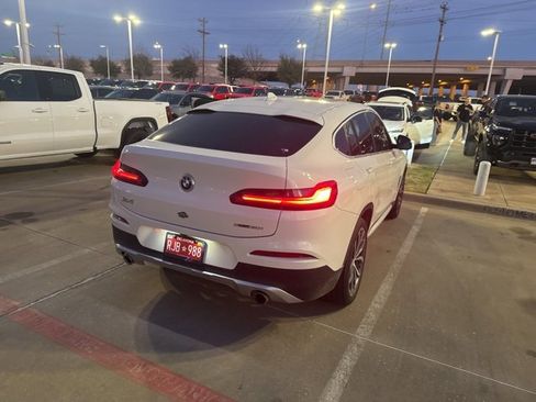 Used 2019 BMW X4 xDrive30i w/ Convenience Package image 3