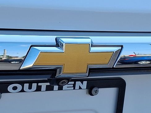 Certified 2023 Chevrolet Traverse LT w/ LPO, Floor Liner Package image 36