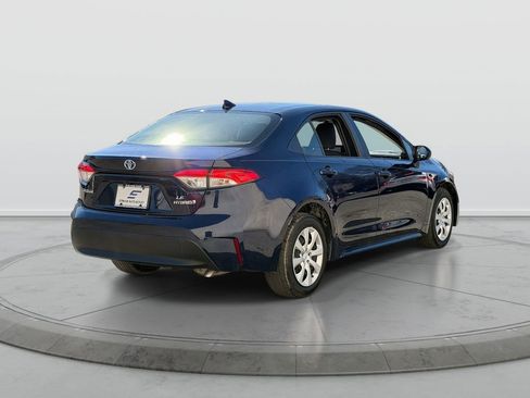 Used 2023 Toyota Corolla LE FWD image 6