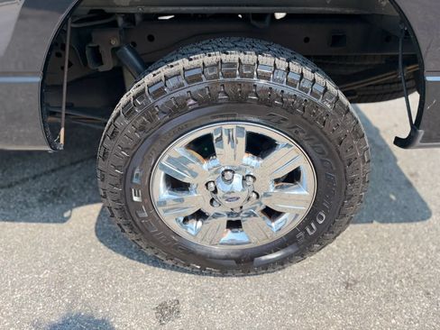 Used 2010 Ford F150 XLT AWD/4WD image 4