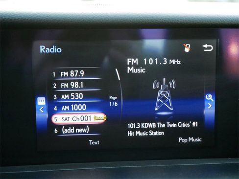 Used 2019 Lexus IS 300 image 18