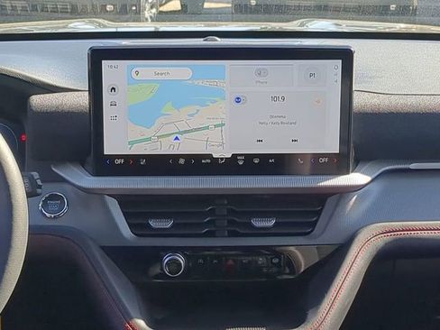 New 2026 Ford Explorer ST-Line w/ ST-Line Street Pack image 19