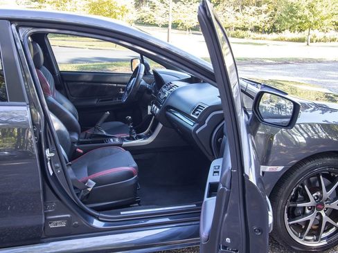 Used 2015 Subaru WRX STI Limited image 15