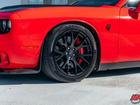 Used 2016 Dodge Challenger SRT Hellcat RWD image 45