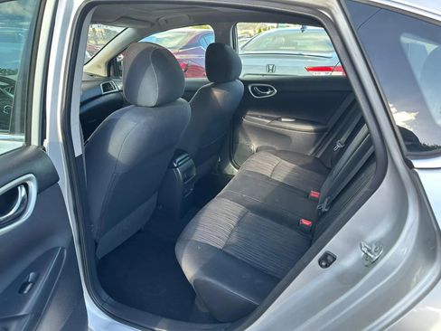 Used 2016 Nissan Sentra SV w/ Style Package image 3