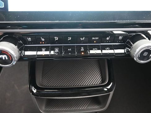 New 2027 Chevrolet Bolt RS FWD image 19