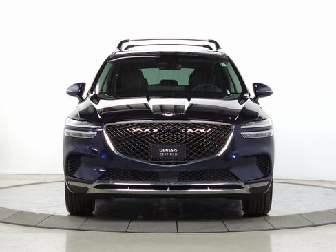 Used 2024 Genesis GV70 2.5T Select w/ Select Package image 2