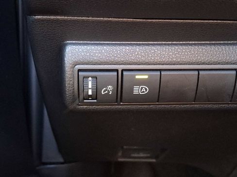 Used 2025 Toyota Corolla LE FWD image 24