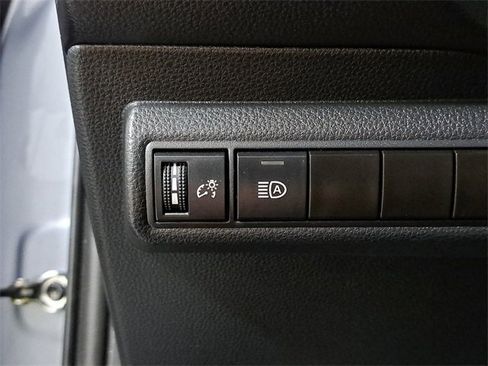 Used 2024 Toyota Corolla LE image 23