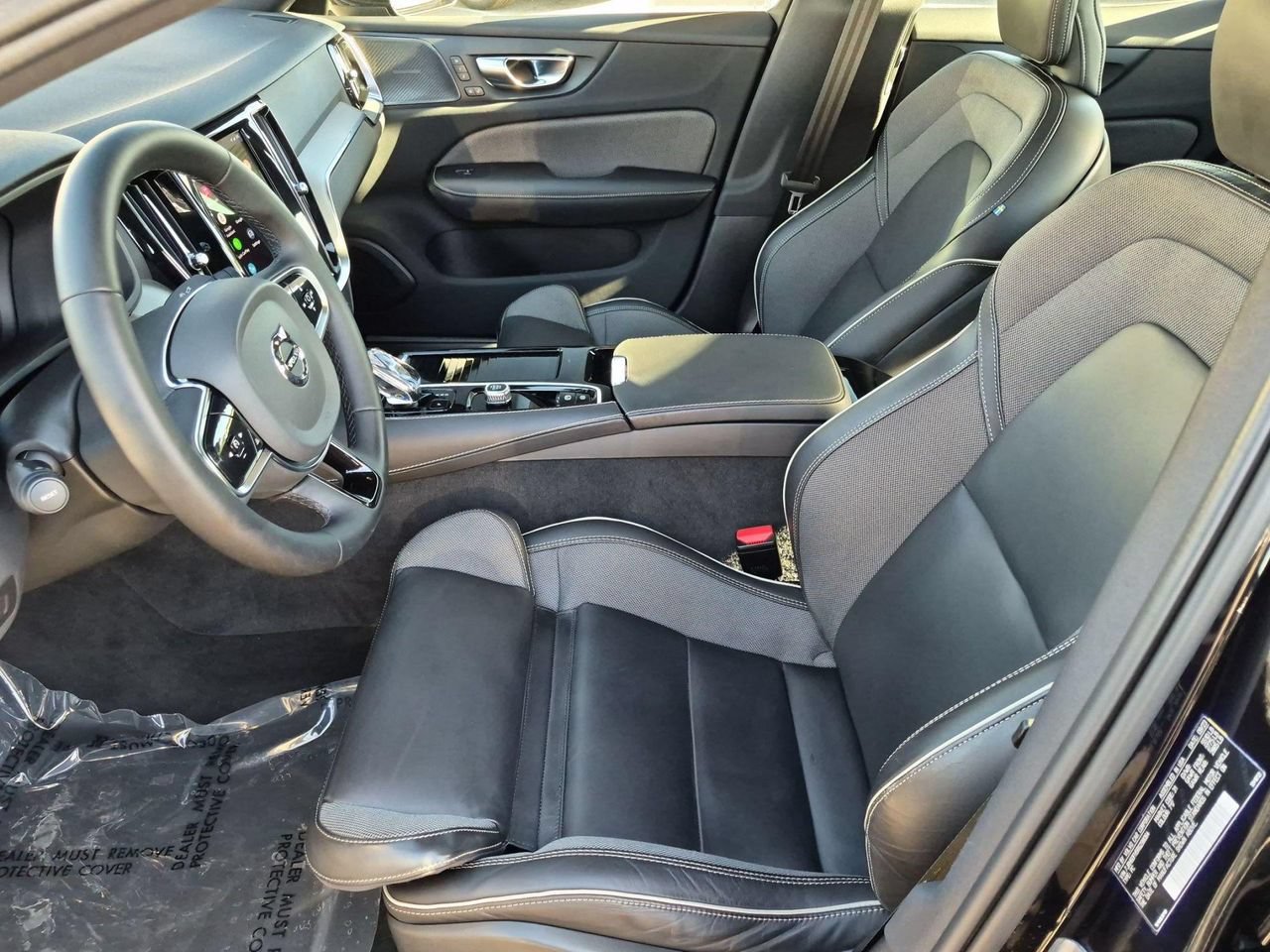 Certified 2024 Volvo S60 T8 Plus w/ Climate Package AWD/4WD image 21