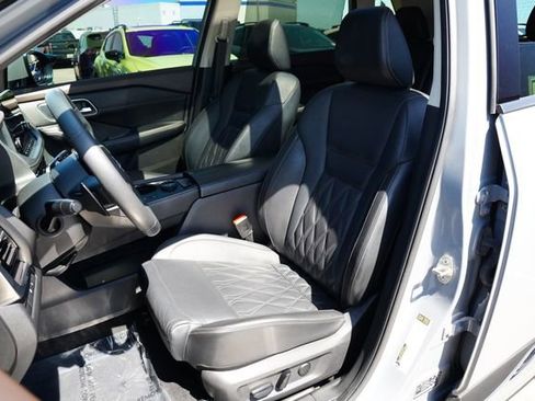 Used 2023 Nissan Rogue Platinum w/ Platinum Premium Package AWD/4WD image 15