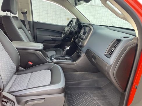 Used 2022 Chevrolet Colorado Z71 image 16