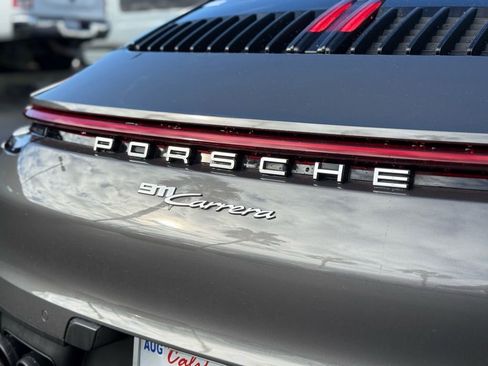 Used 2022 Porsche 911 Carrera RWD image 7