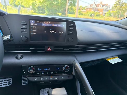 New 2026 Hyundai Elantra SEL Sport FWD image 24
