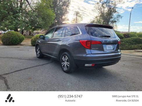 Used 2017 Honda Pilot EX image 11