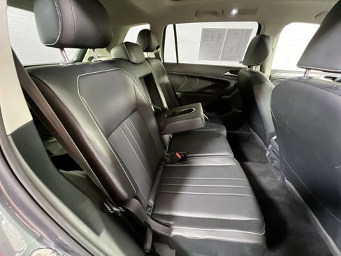 Used 2022 Volkswagen Tiguan SE image 26