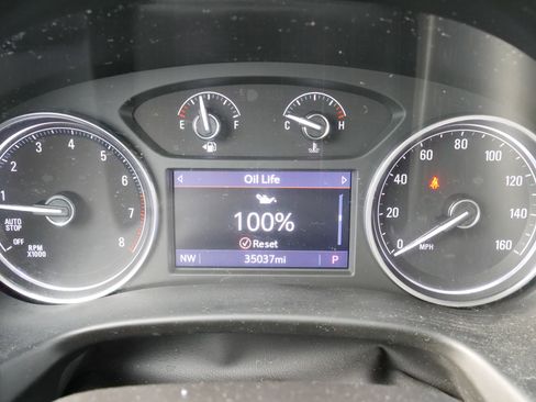 Certified 2021 Buick Enclave Essence image 23