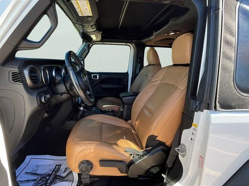 Used 2018 Jeep Wrangler Sport AWD/4WD image 14