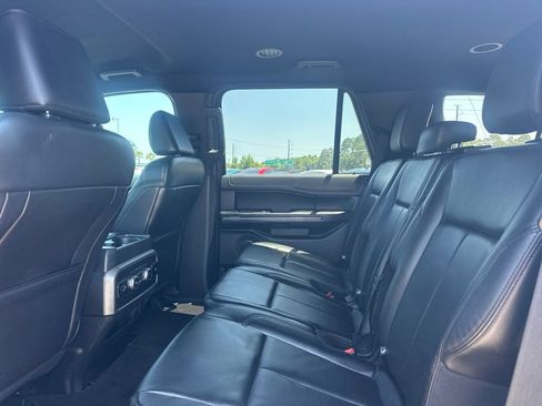 Used 2021 Ford Expedition XLT RWD image 10