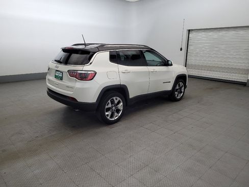 Used 2018 Jeep Compass Limited AWD/4WD image 10