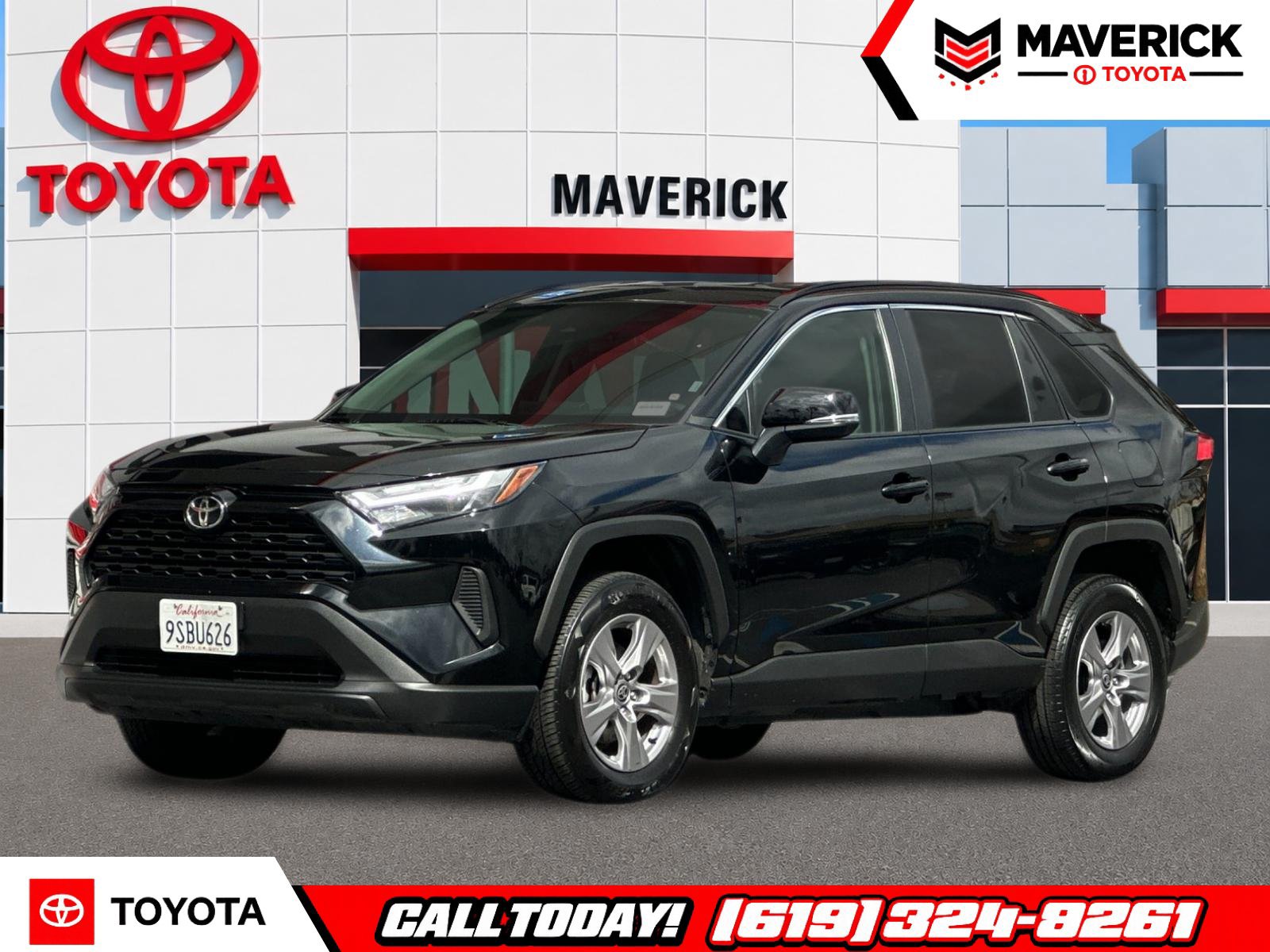 Used 2025 Toyota RAV4 XLE AWD/4WD image 1
