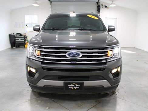 Used 2021 Ford Expedition XLT image 3