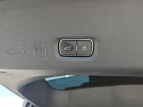 Used 2025 Ford Expedition Active AWD/4WD image 30