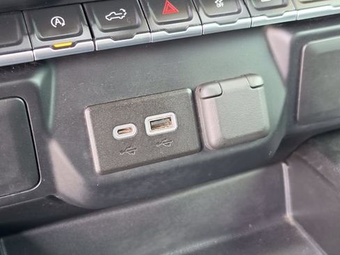 Used 2022 Chevrolet Silverado 1500 RST RWD image 26