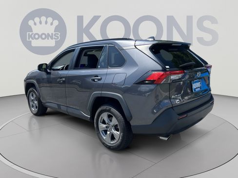 Used 2024 Toyota RAV4 XLE AWD/4WD image 4