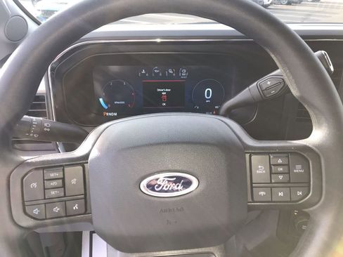 New 2026 Ford F250 XLT w/ XLT Premium Package AWD/4WD image 14