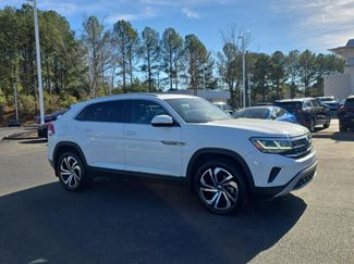 Used 2022 Volkswagen Atlas Cross Sport SEL video 1