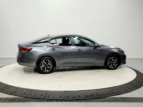 Used 2024 Nissan Sentra SV image 8
