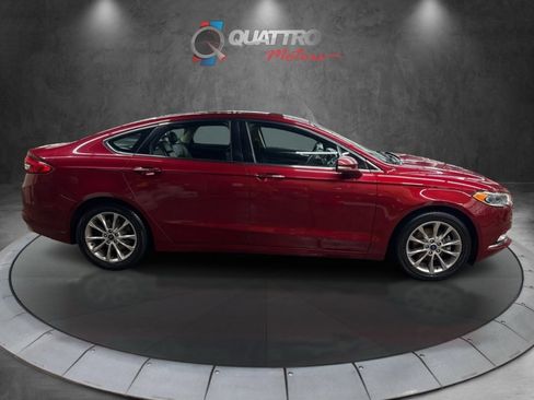 Used 2017 Ford Fusion SE w/ Fusion SE Technology Package FWD image 7