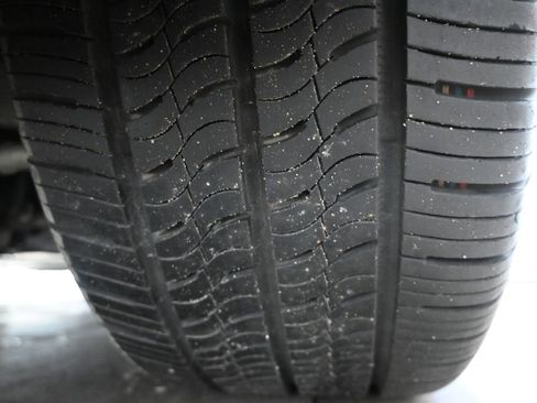 Used 2016 Mercedes-Benz E 350 4MATIC Sedan image 34