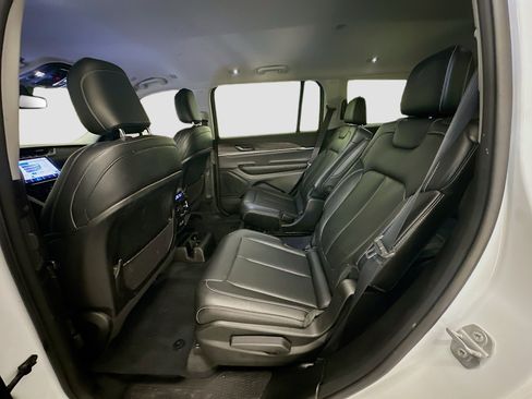 Used 2023 Jeep Grand Cherokee L Limited image 28