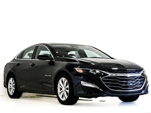 Used 2024 Chevrolet Malibu LT FWD image 1