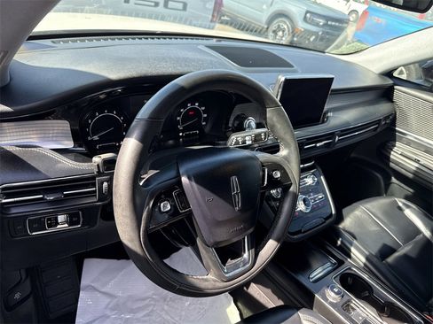 Used 2022 Lincoln Corsair FWD image 6