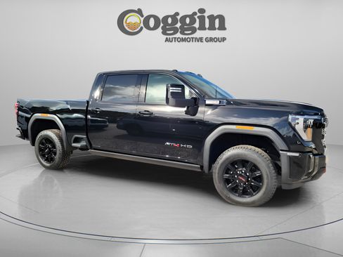 New 2026 GMC Sierra 3500 AT4 w/ AT4 Premium Plus Package image 16